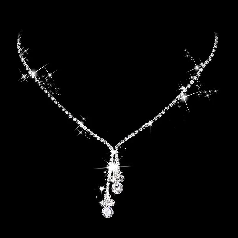 Sparkling diamond necklace on a black background