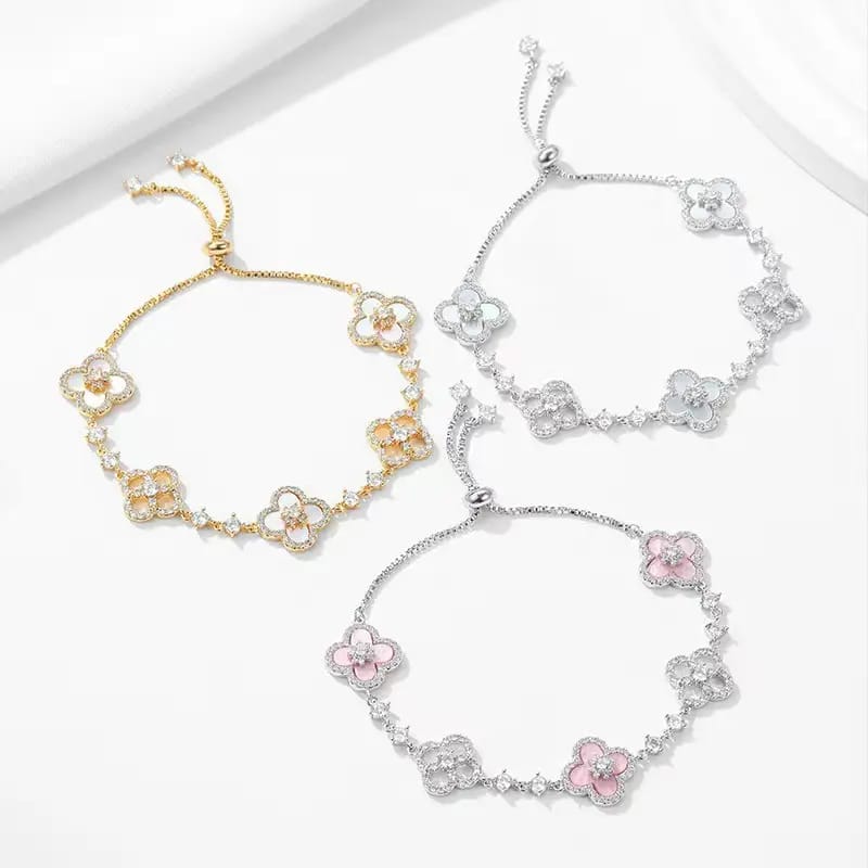 Four‑leaf clover bracelet