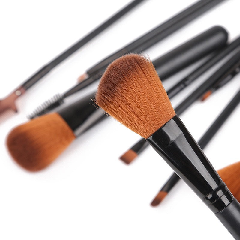close-up-makeup-brushes-black-handles